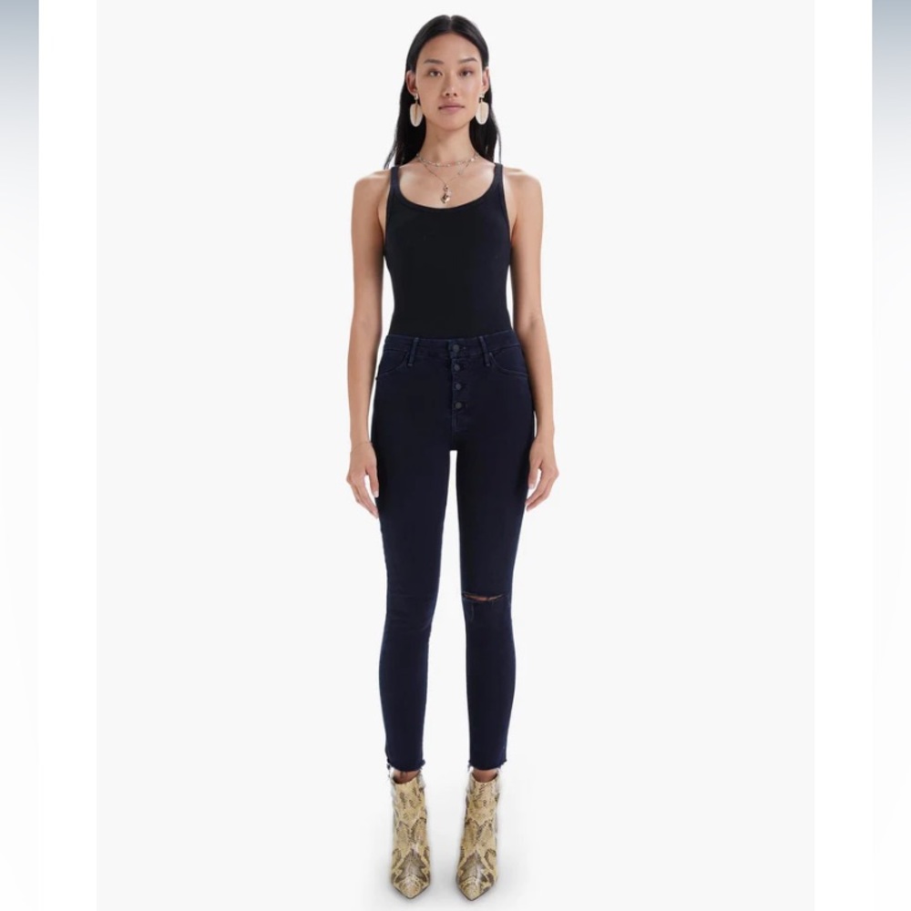 Mother The Pixie Ankle Fray in Holding Hands Tightly jeans